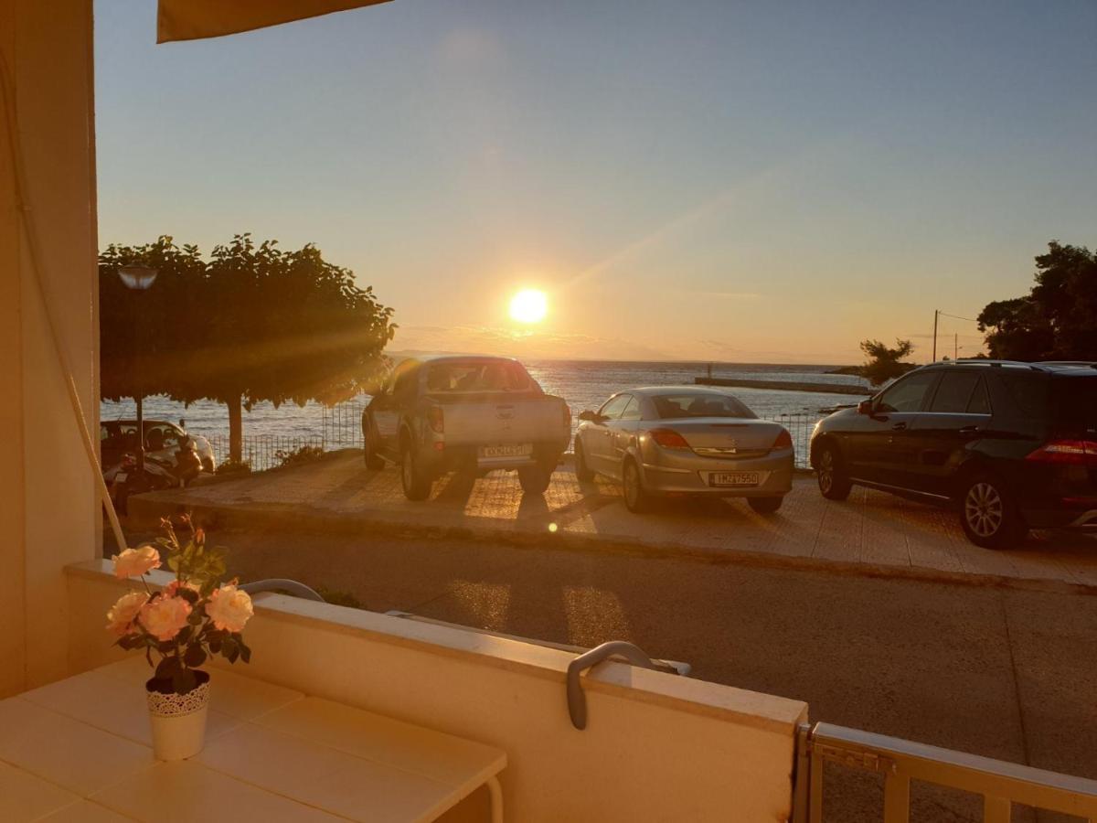 Sunset_Apartments Only 15 Meters From The Sea Neos Marmaras Dış mekan fotoğraf