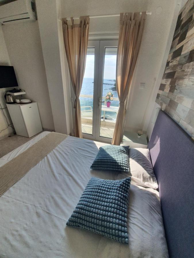 Sunset_Apartments Only 15 Meters From The Sea Neos Marmaras Dış mekan fotoğraf