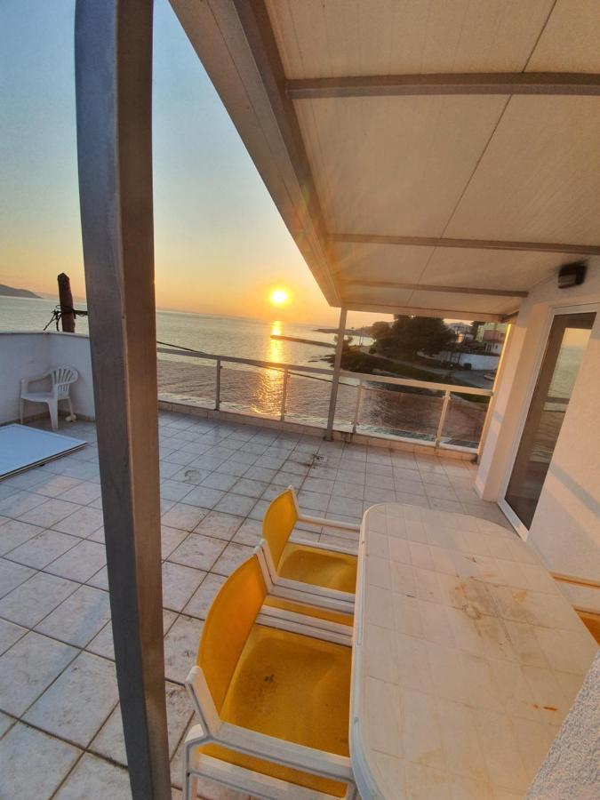 Sunset_Apartments Only 15 Meters From The Sea Neos Marmaras Dış mekan fotoğraf