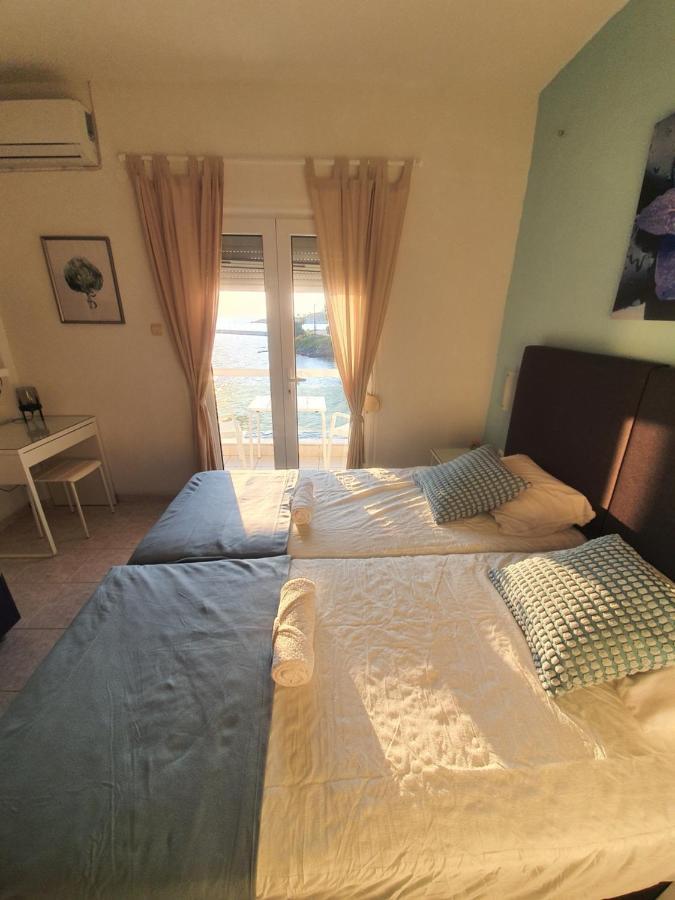 Sunset_Apartments Only 15 Meters From The Sea Neos Marmaras Dış mekan fotoğraf
