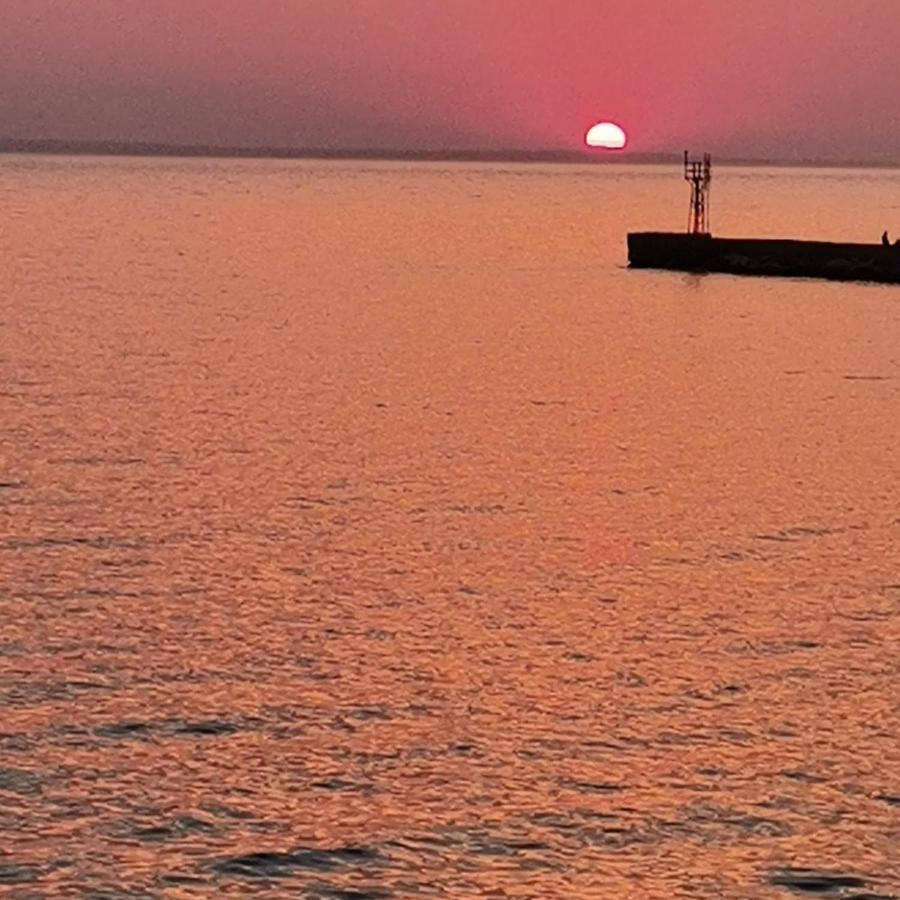 Sunset_Apartments Only 15 Meters From The Sea Neos Marmaras Dış mekan fotoğraf